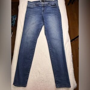 Kut from the Kloth Women's Straight Leg Distressed Blue Jeans